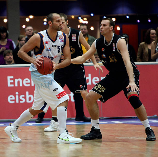 客场面对亚 客场面对亚